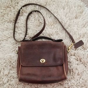 Coach || Vintage Willis Cognac Leather Crossbody